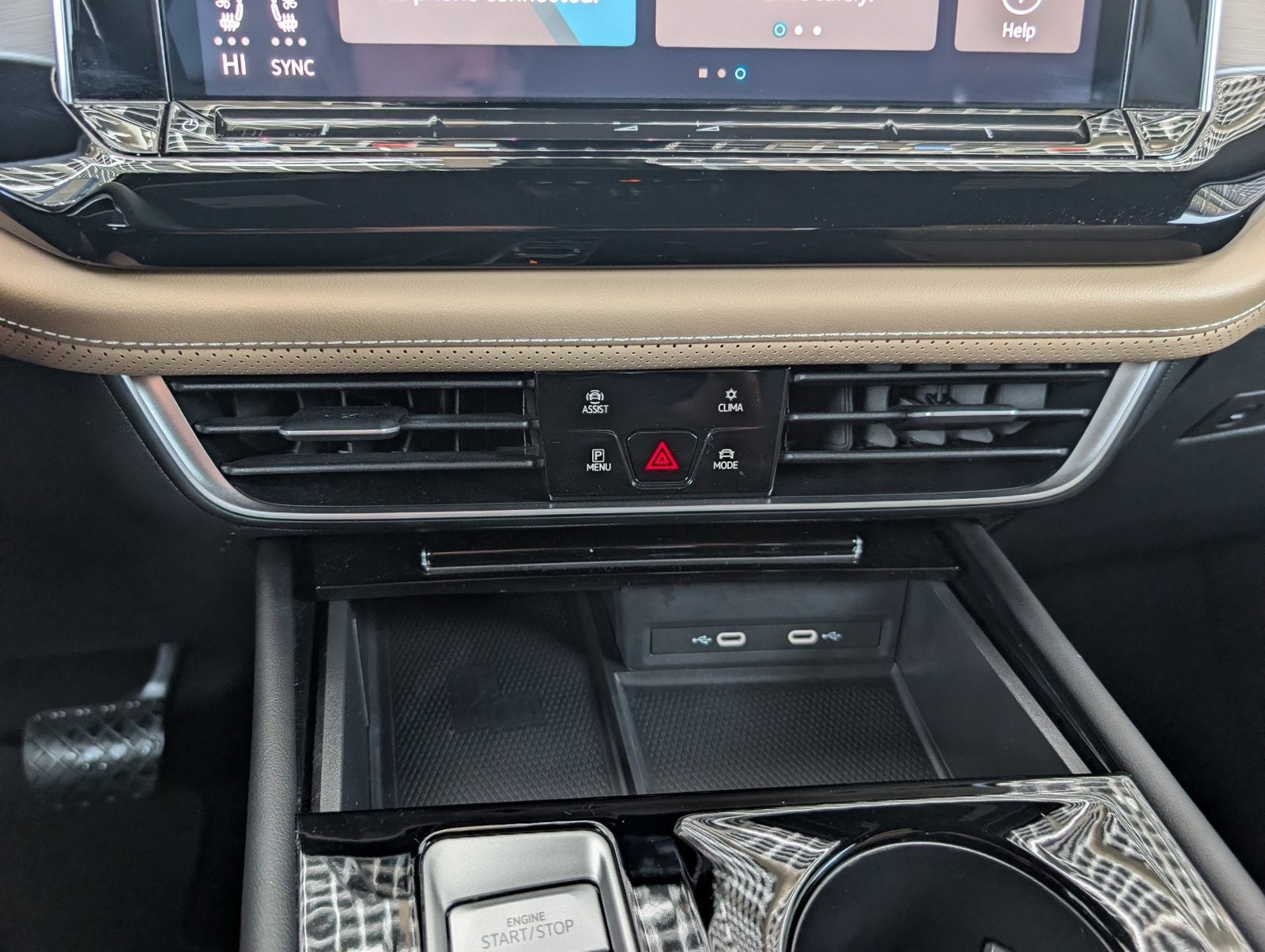 2024 Volkswagen Atlas Cross Sport 2.0T SE w/Technology