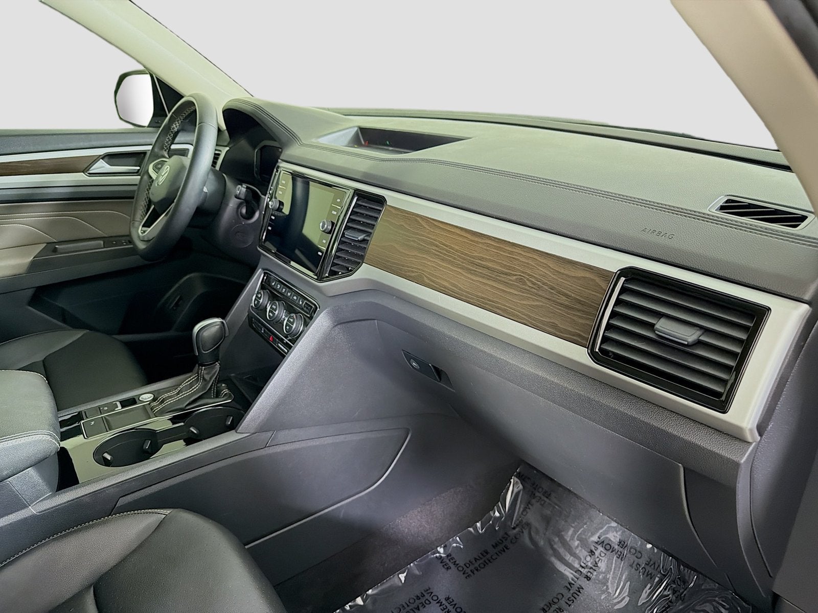 2023 Volkswagen Atlas 2.0T SE w/Technology