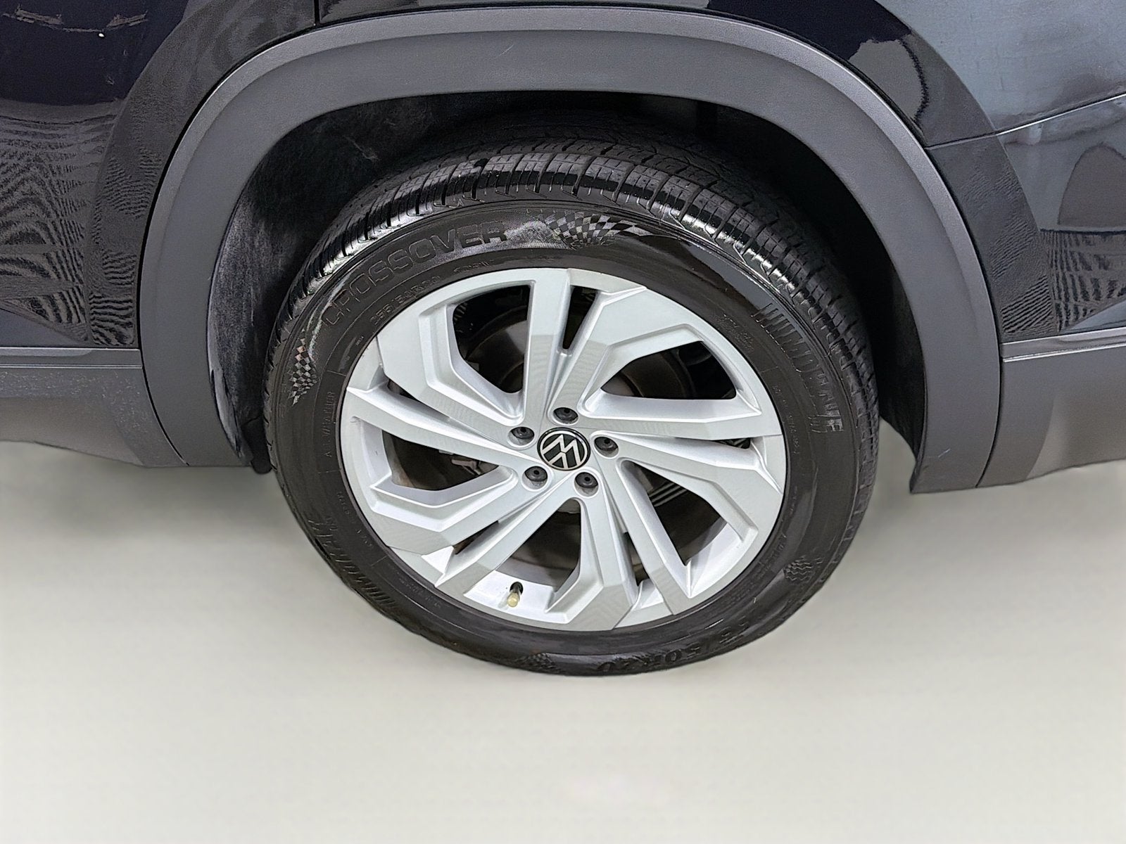 2023 Volkswagen Atlas 2.0T SE w/Technology