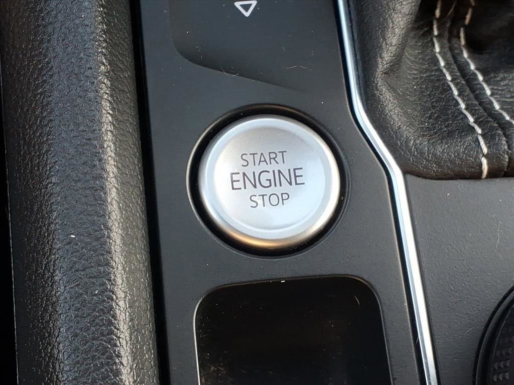 2021 Volkswagen Atlas Cross Sport 3.6L V6 SEL Premium