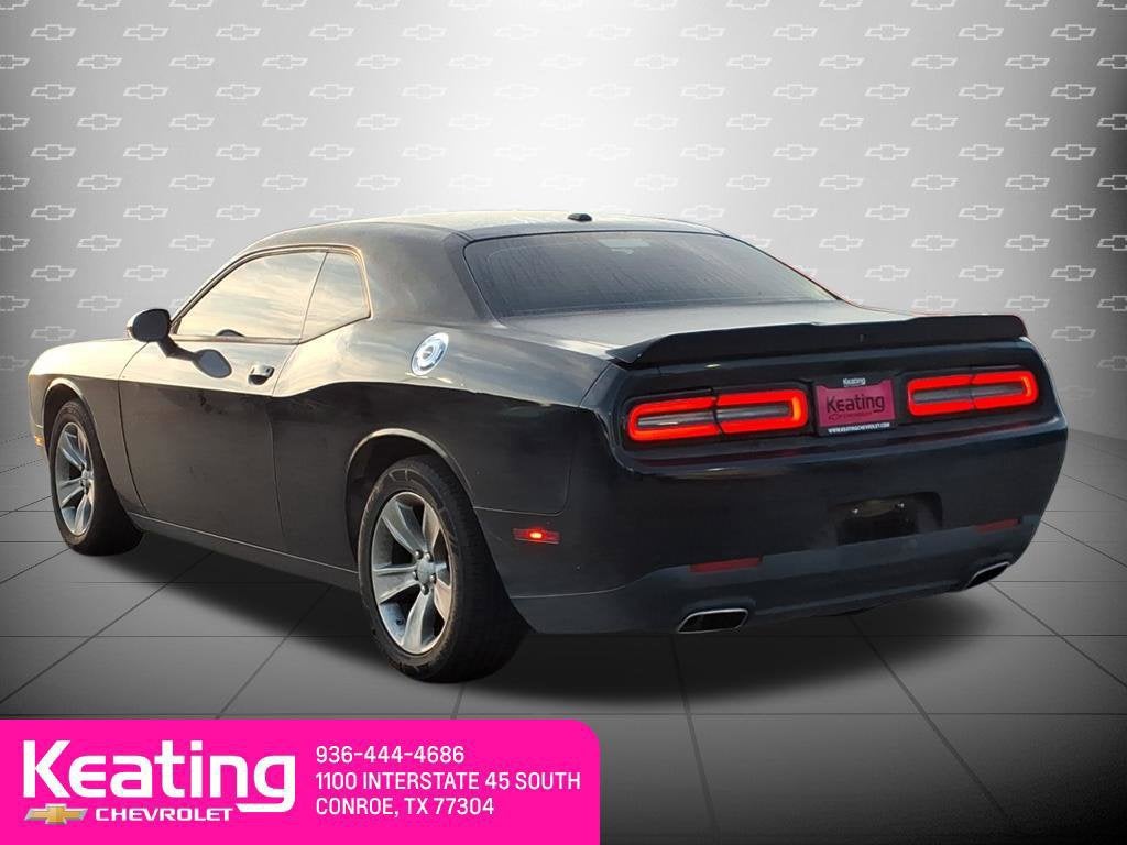 2022 Dodge Challenger SXT