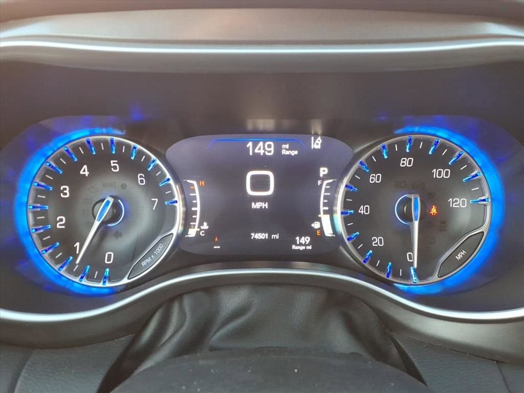 2023 Chrysler Pacifica Touring L