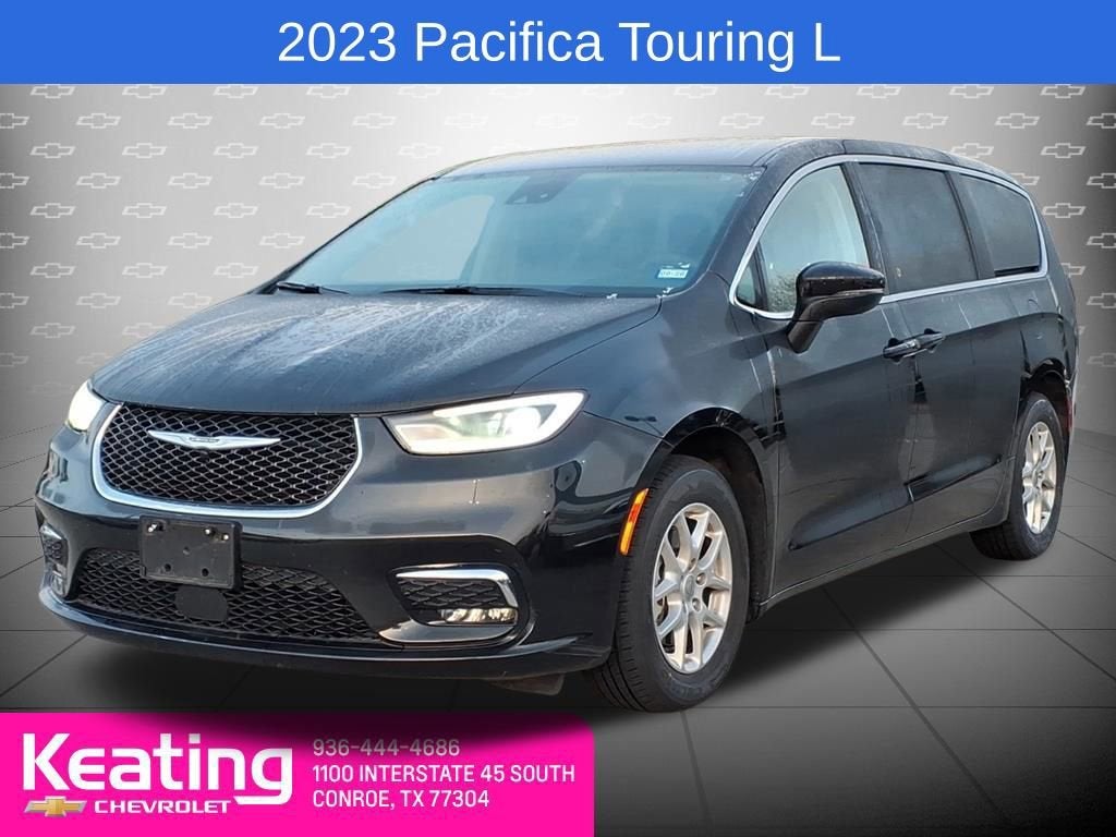 2023 Chrysler Pacifica Touring L