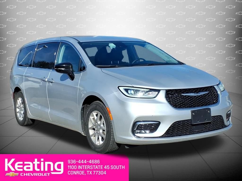 2024 Chrysler Pacifica Touring L