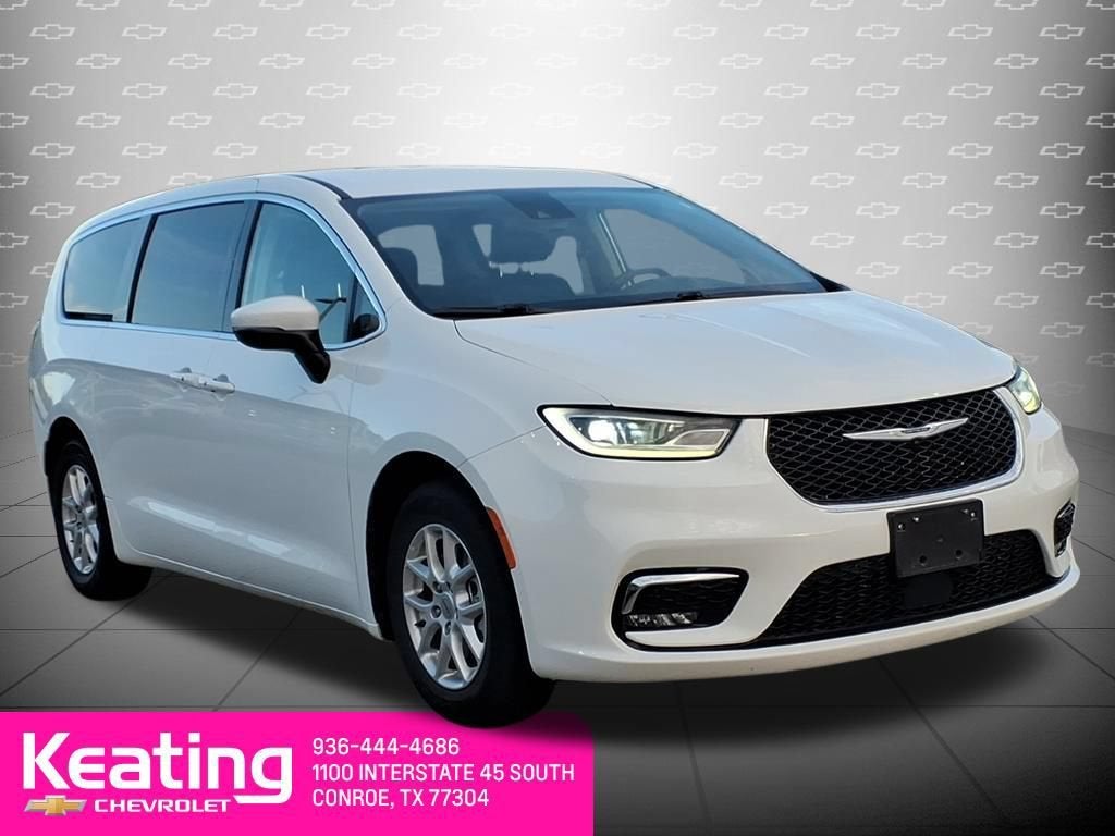 2023 Chrysler Pacifica Touring L