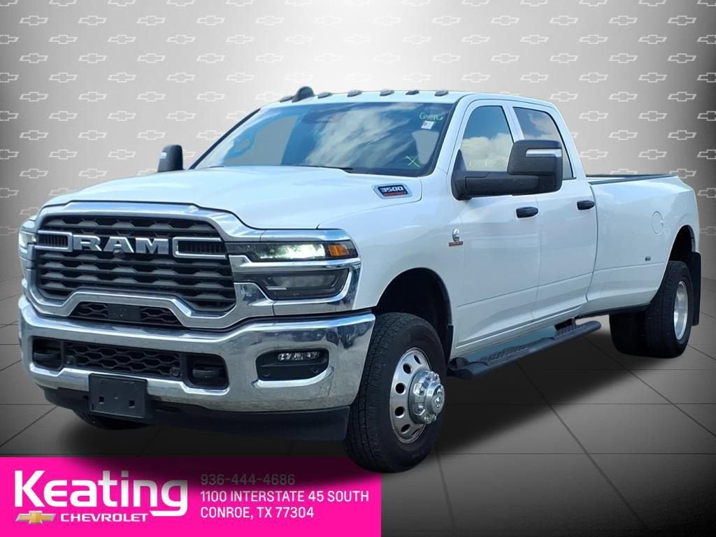 2026 RAM 3500 Tradesman Crew Cab 4x4 8' Box