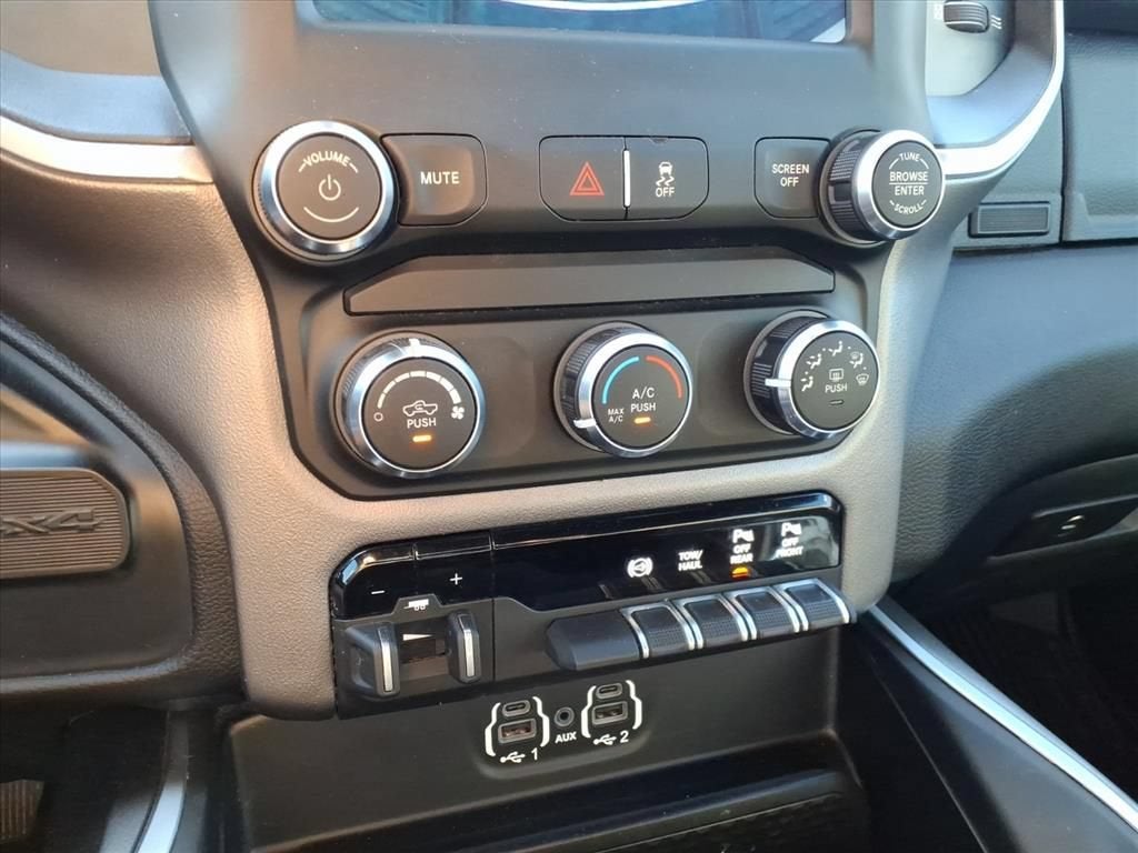 2022 RAM 2500 Lone Star Crew Cab 4x4 6'4" Box