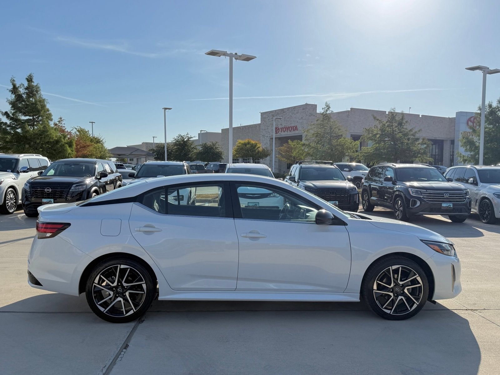 2025 Nissan Sentra SR