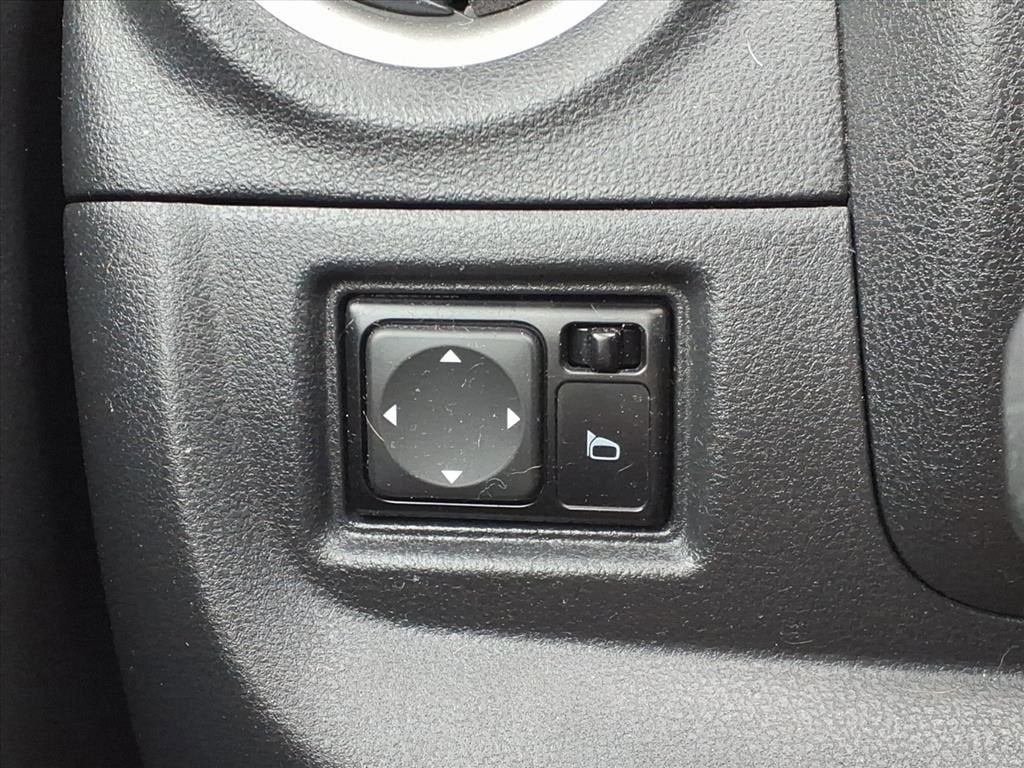 2015 Nissan Versa SV