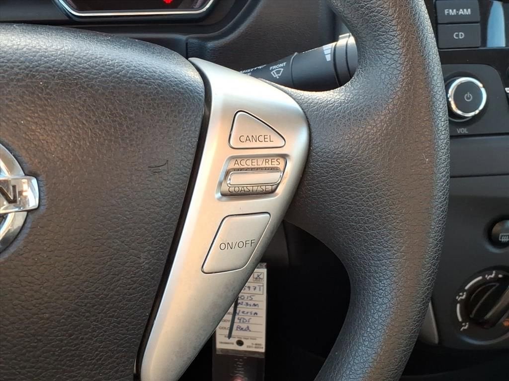 2015 Nissan Versa SV