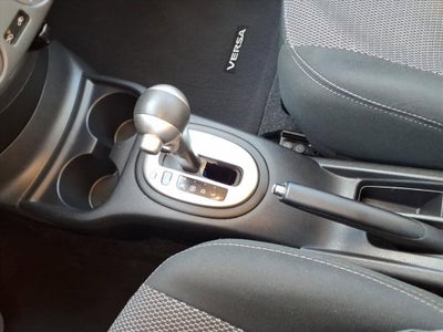 2015 Nissan Versa SV