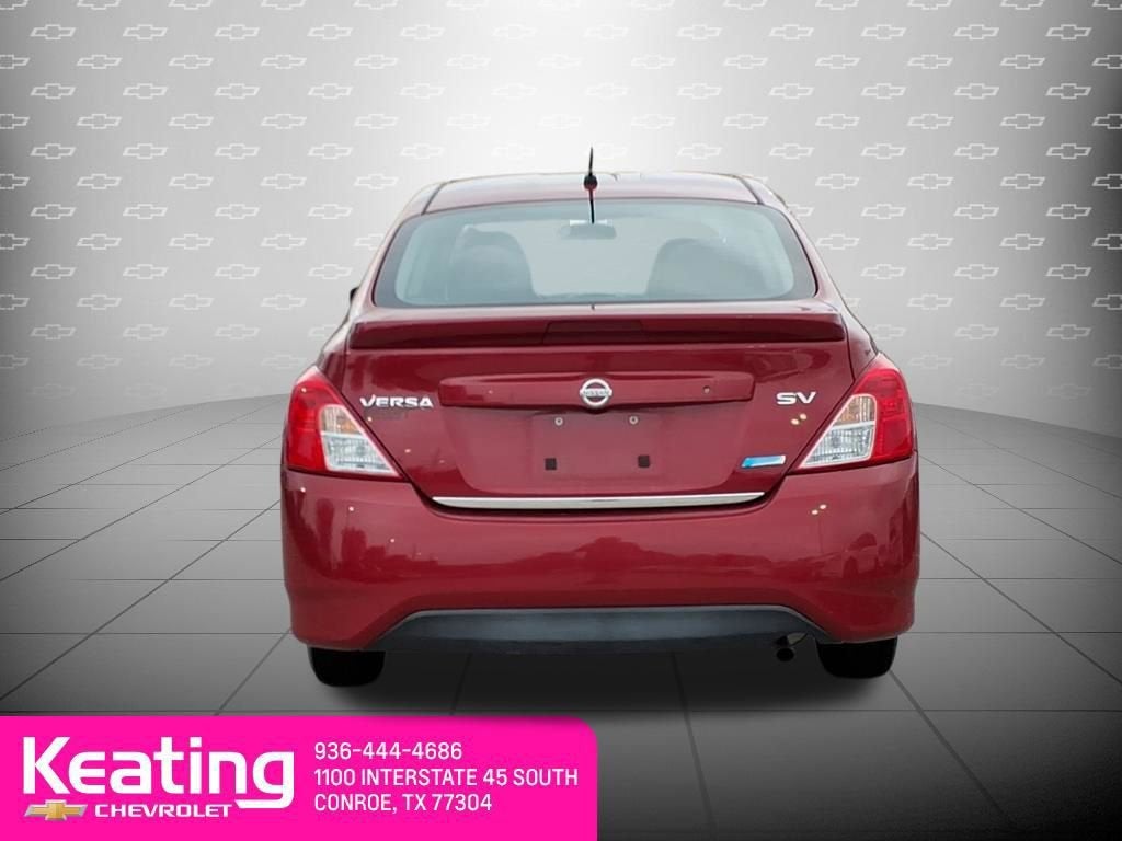 2015 Nissan Versa SV