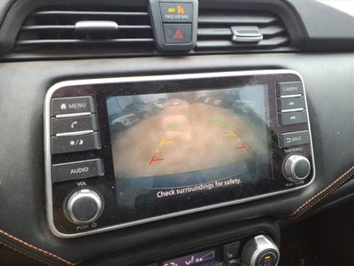 2022 Nissan Versa SR