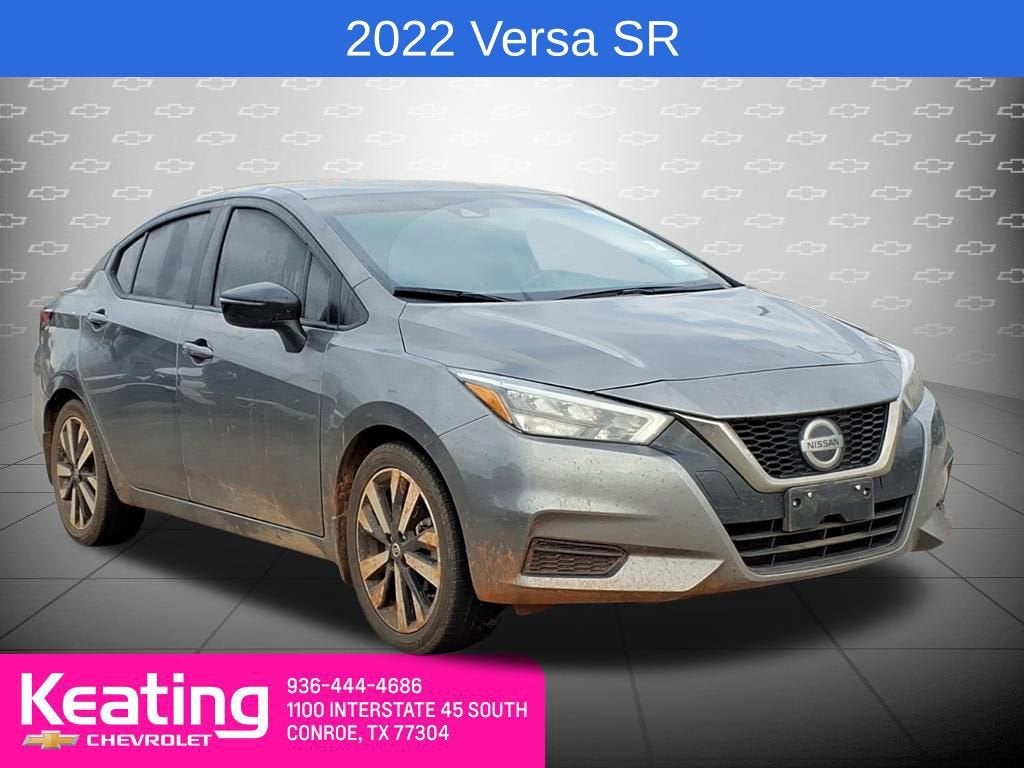 2022 Nissan Versa SR