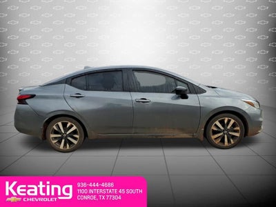 2022 Nissan Versa SR
