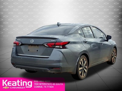 2022 Nissan Versa SR