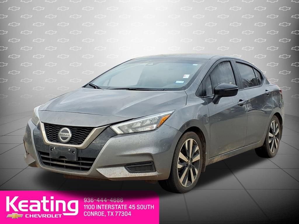 2022 Nissan Versa SR