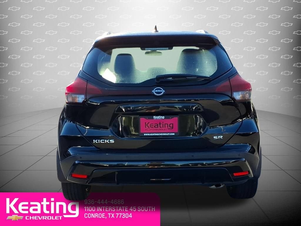 2024 Nissan Kicks SR Xtronic CVT