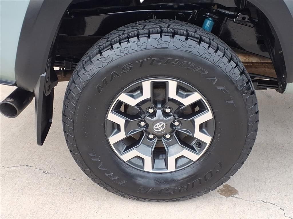 2022 Toyota Tacoma 4WD SR