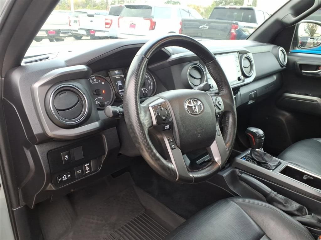 2022 Toyota Tacoma 4WD SR