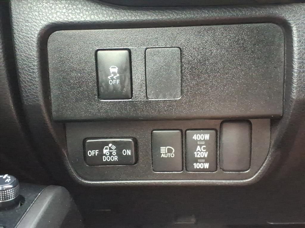 2022 Toyota Tacoma 4WD SR