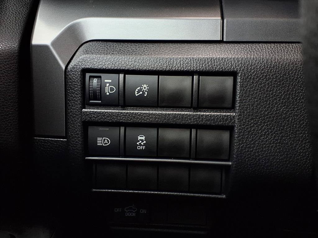 2026 Toyota Tacoma 2WD SR5