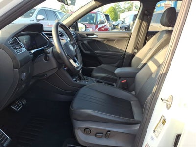 2023 Volkswagen Tiguan 2.0T SE R-Line Black