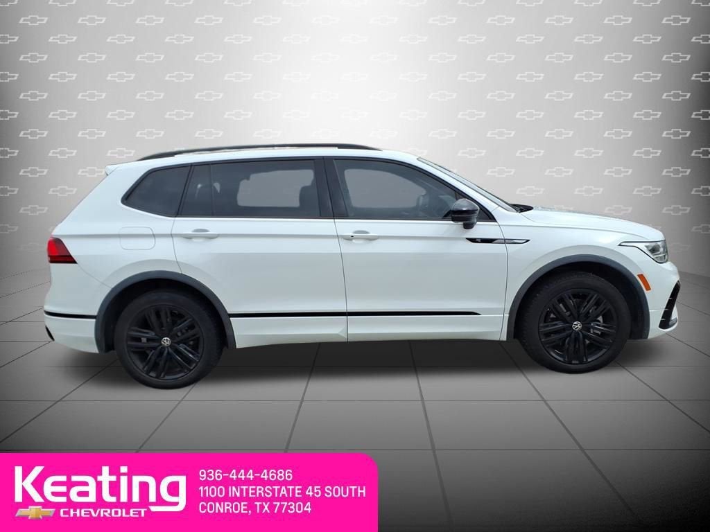 2022 Volkswagen Tiguan SE R-Line Black