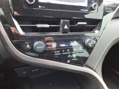 2022 Toyota Camry SE