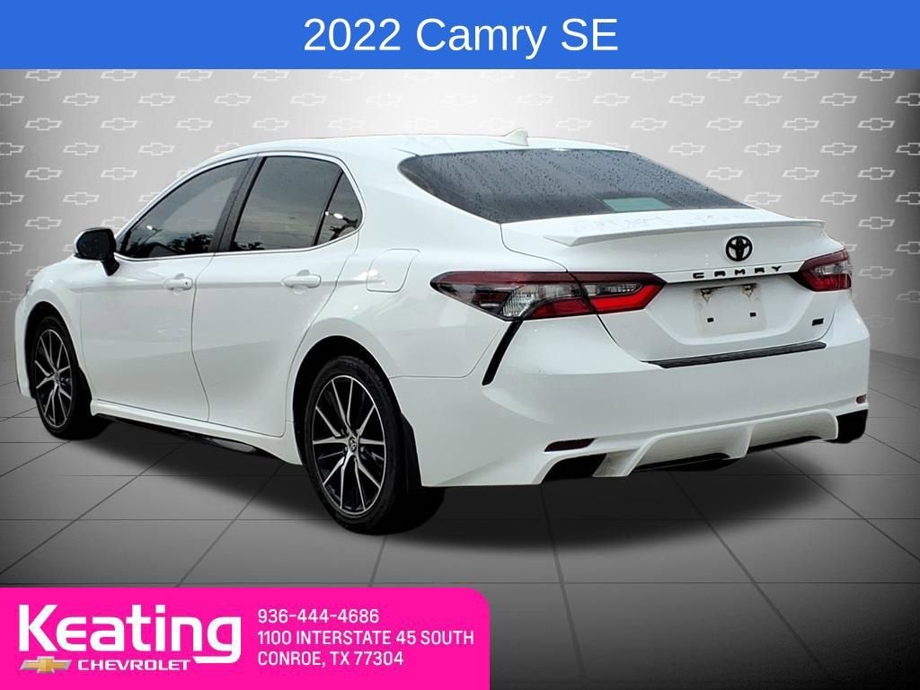 2022 Toyota Camry SE