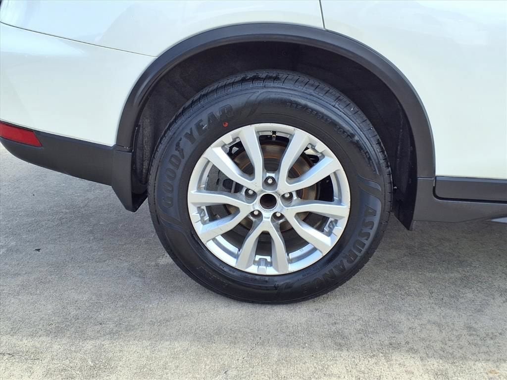 2020 Nissan Rogue SV FWD