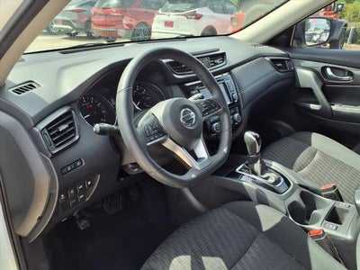 2020 Nissan Rogue SV FWD