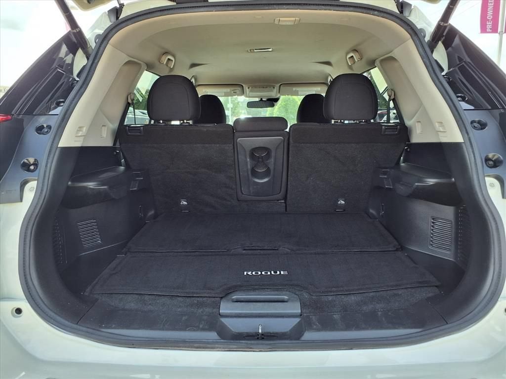 2020 Nissan Rogue SV FWD
