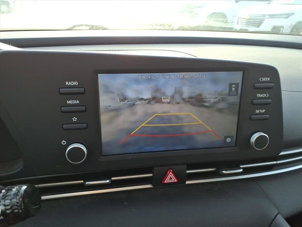 2021 Hyundai Elantra SE