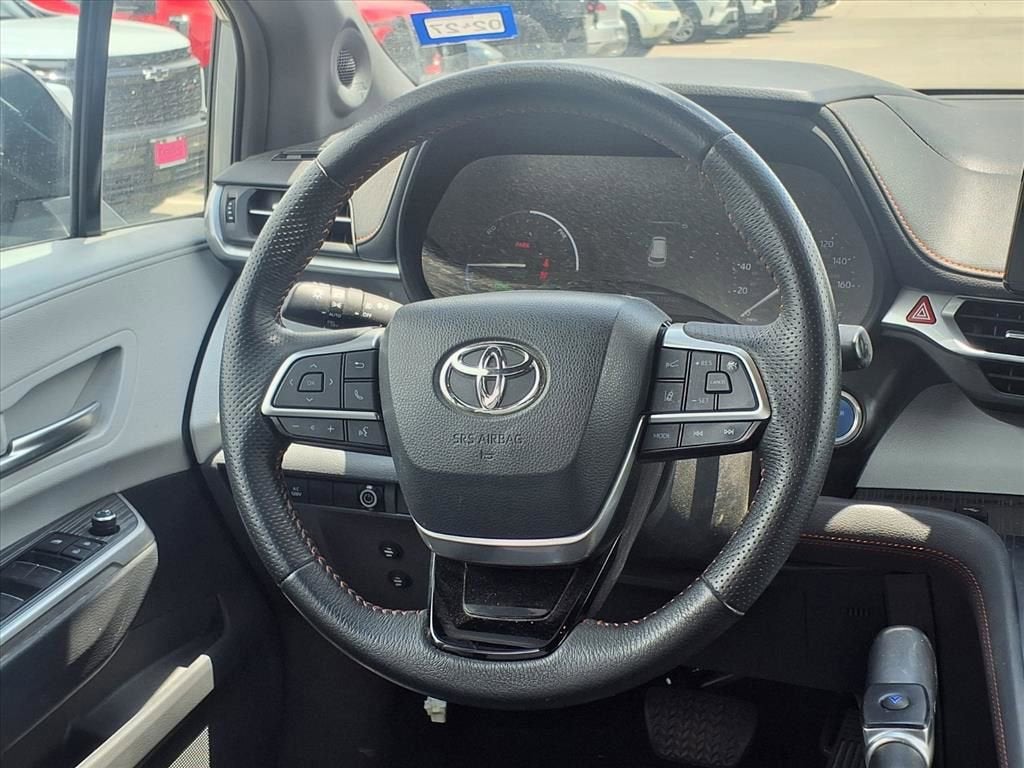 2023 Toyota Sienna XSE