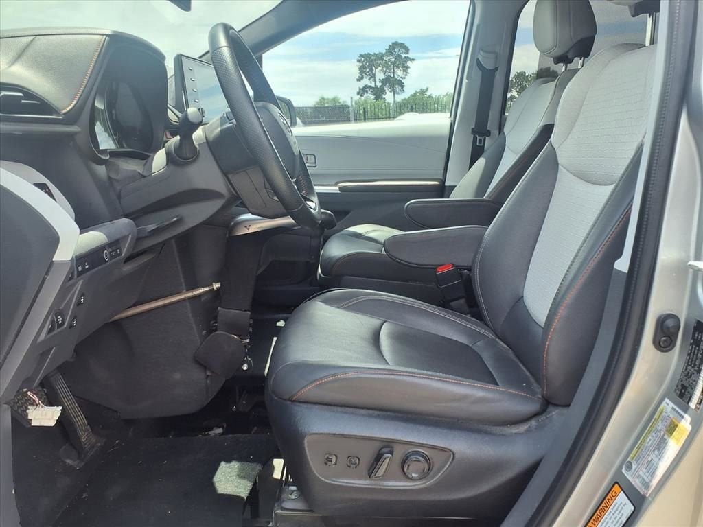 2023 Toyota Sienna XSE