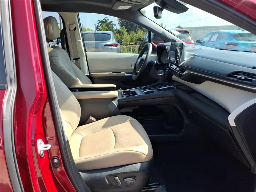 2022 Toyota Sienna Limited