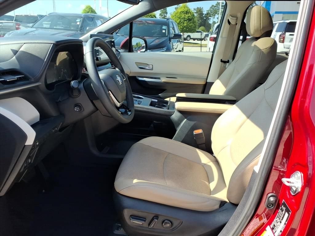 2022 Toyota Sienna Limited