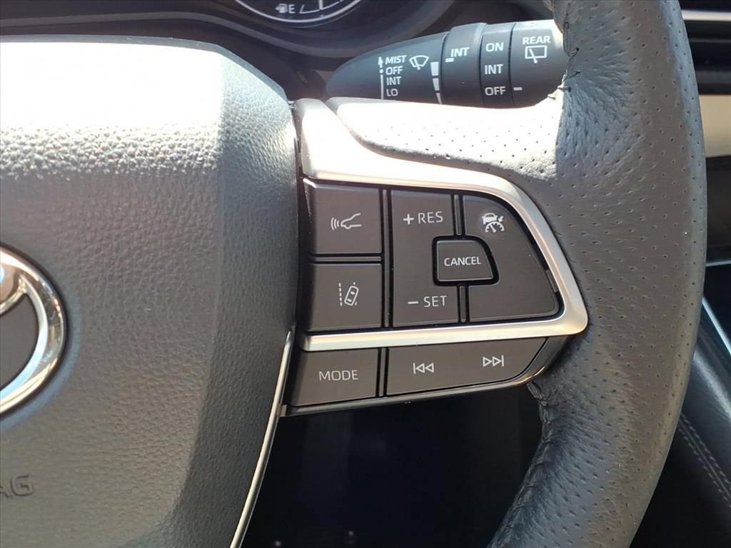 2022 Toyota Sienna Limited
