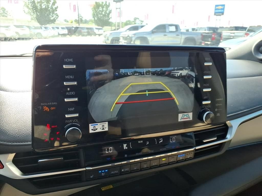 2022 Toyota Sienna Limited