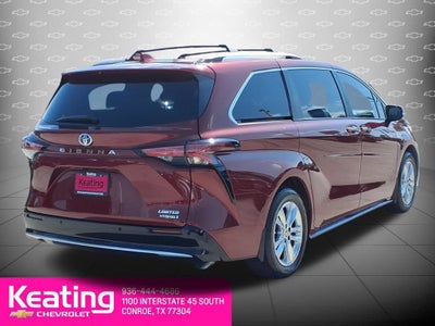 2022 Toyota Sienna Limited