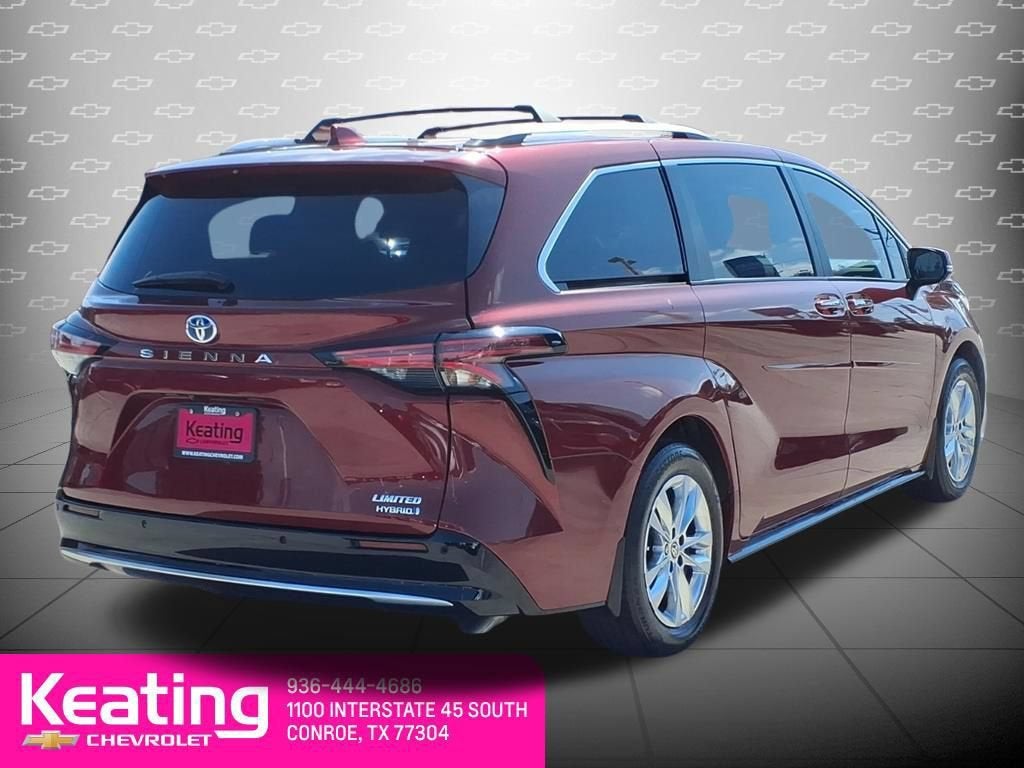 2022 Toyota Sienna Limited