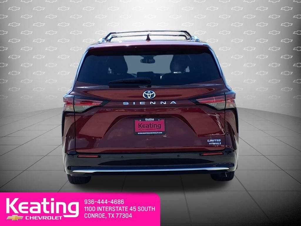 2022 Toyota Sienna Limited