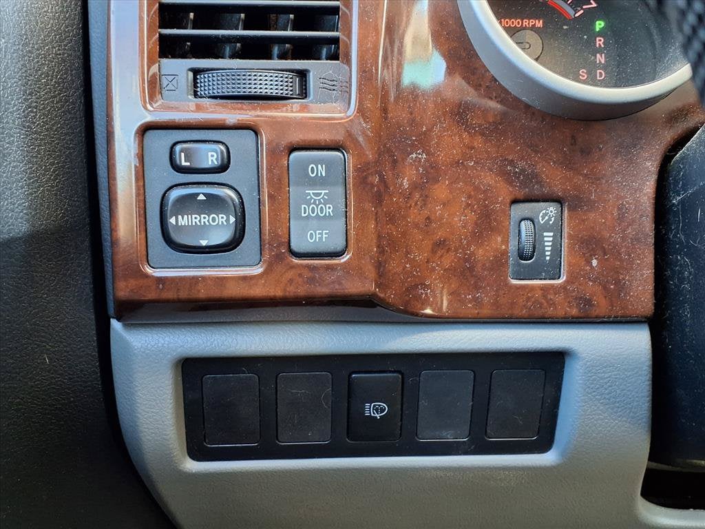 2011 Toyota Sequoia SR5