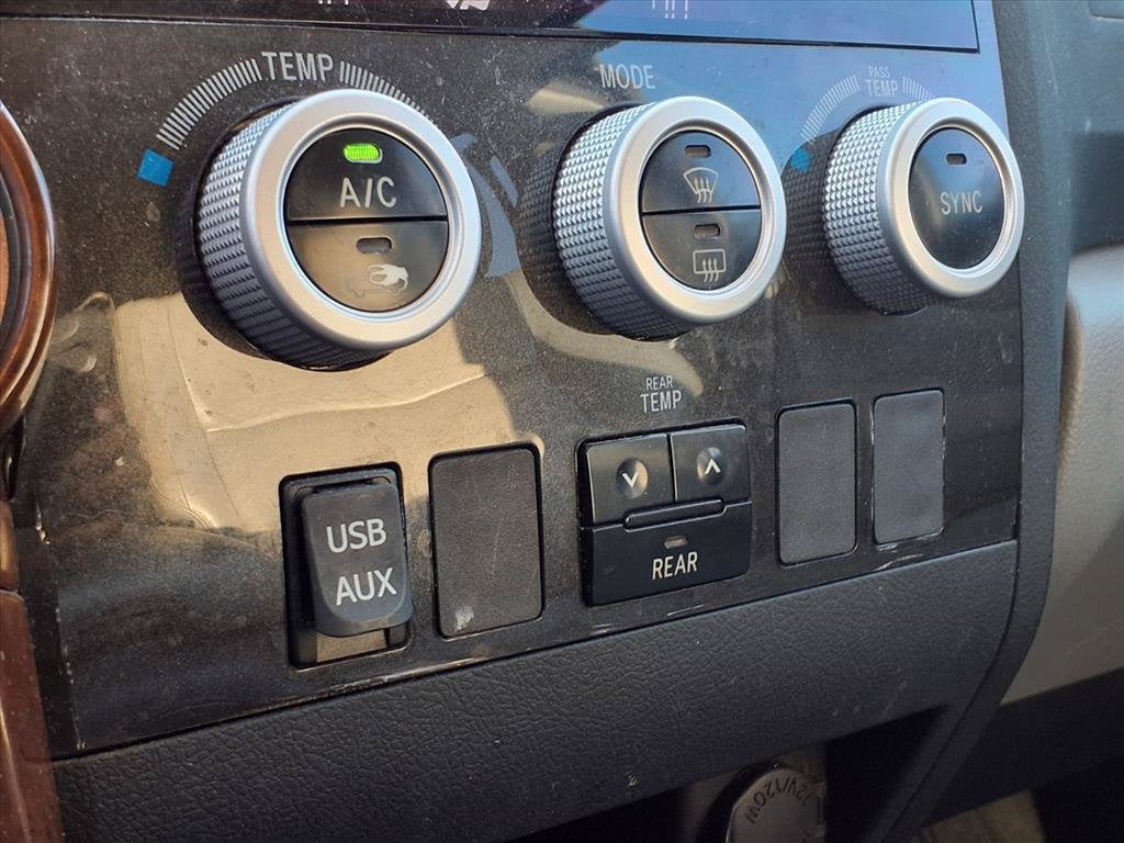 2011 Toyota Sequoia SR5