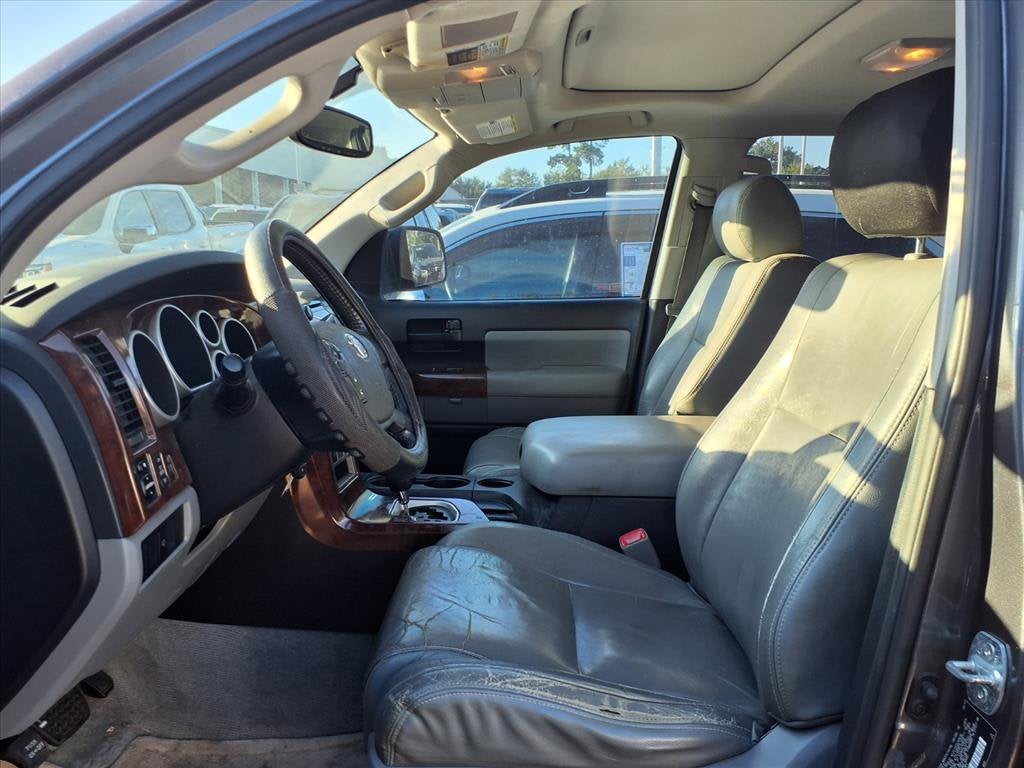 2011 Toyota Sequoia SR5