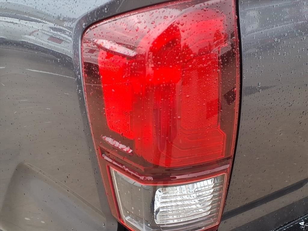 2018 Toyota Tacoma SR