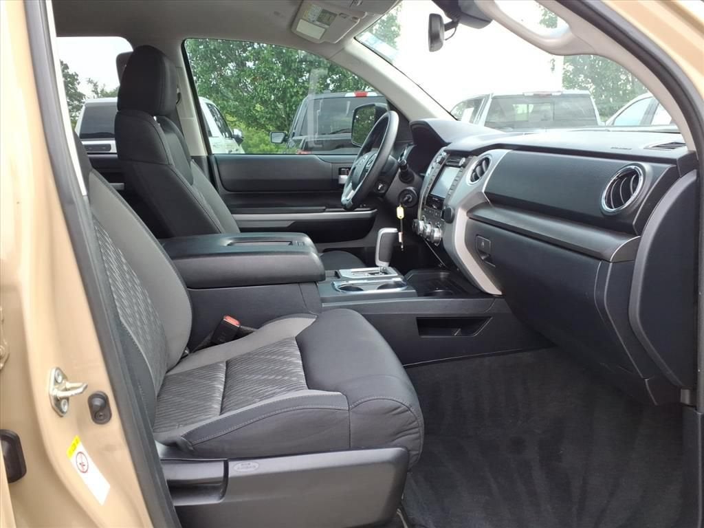 2019 Toyota Tundra SR5 5.7L V8