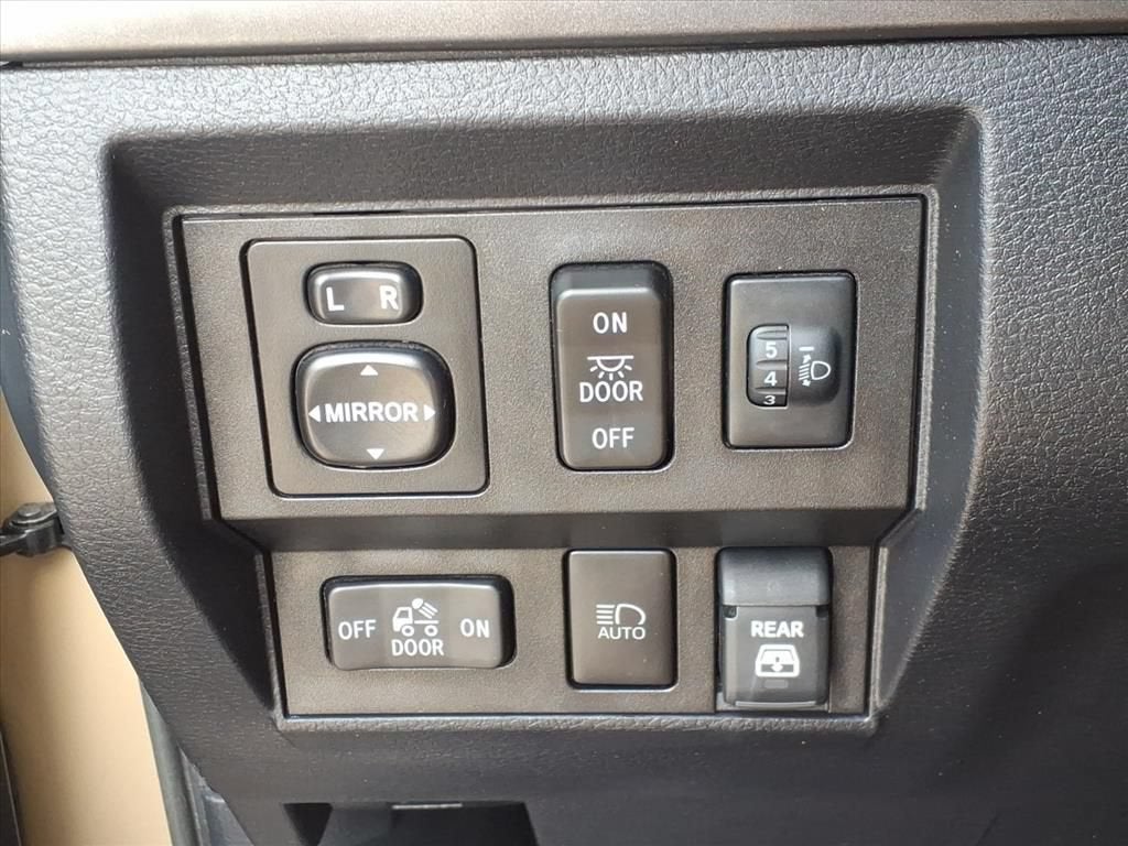 2019 Toyota Tundra SR5 5.7L V8