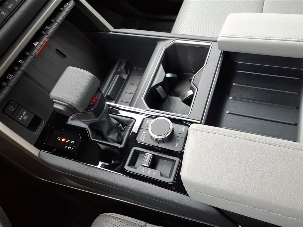 2025 Toyota Tundra 4WD Limited Hybrid